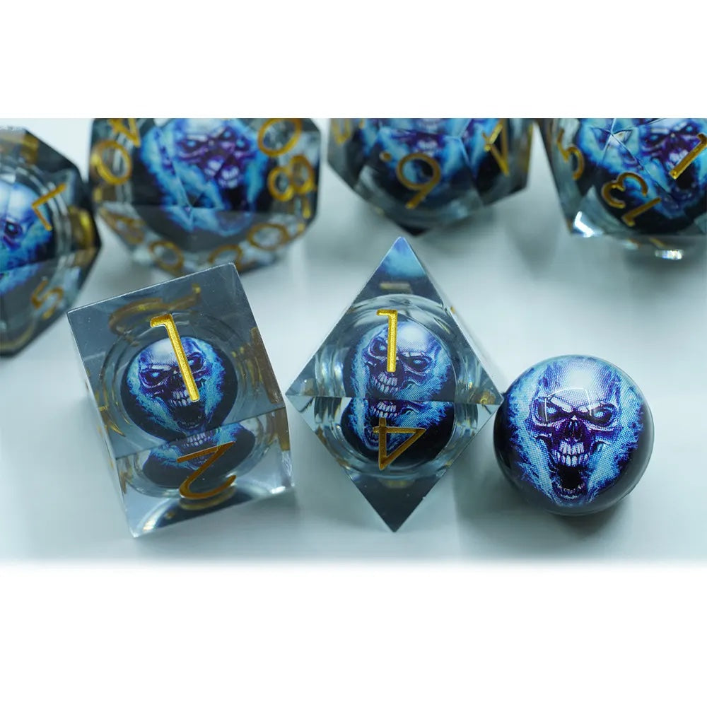 Sharp edge dnd dice set, skull dice, rpg dice, dice goblin and critical critters